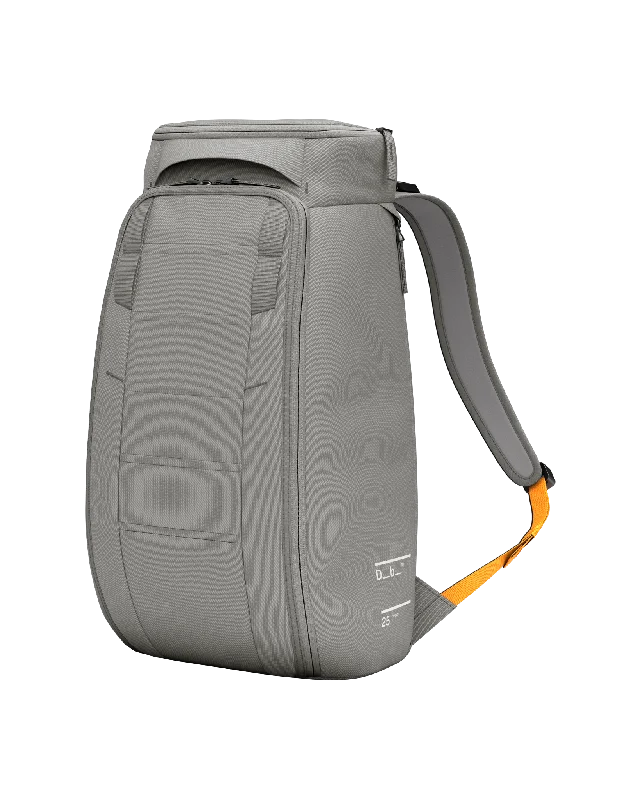 Hugger Backpack 25L Sand Grey