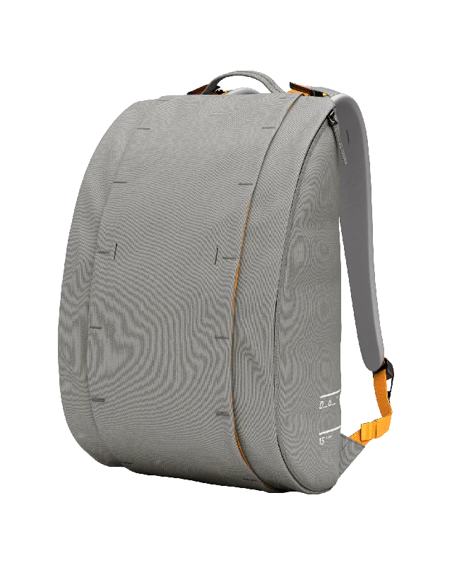 Hugger Base Backpack 15L Sand Grey