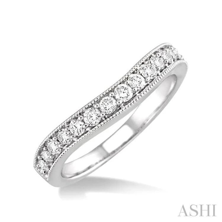 1/3 Ctw Round Cut Diamond 'V' Shape Band in 14K White Gold.