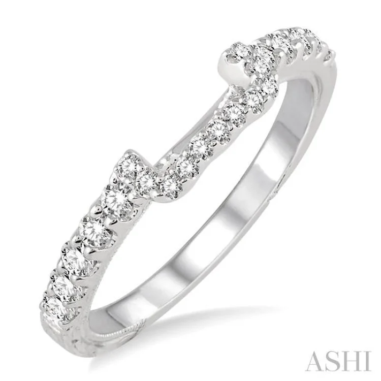 1/3 Ctw Round Cut Diamond Wedding Band in 14K White Gold