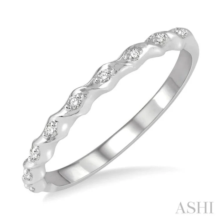 1/20 ctw Spiral Shank Round Cut Diamond Stackable Band in 14K White Gold