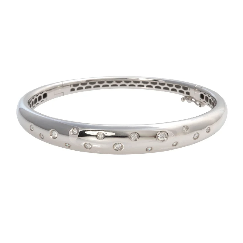 Diamond Flush Set 18K White Gold Tapered Bangle