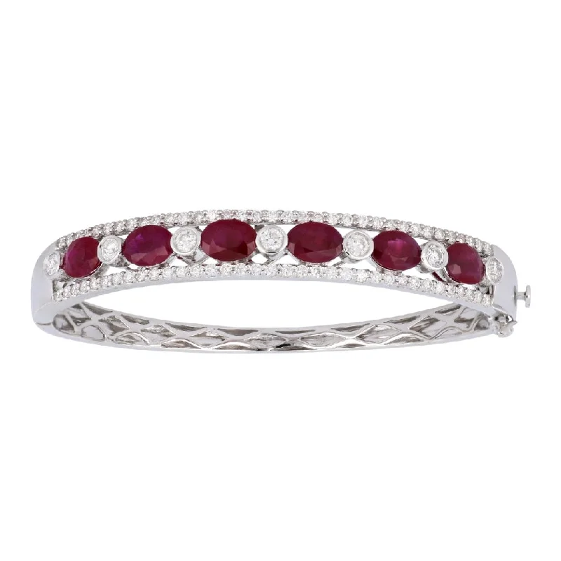 Ruby Bangle (Ruby 6.13 cts. White Diamond 1.6 cts.)