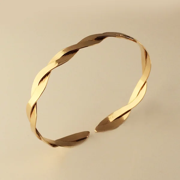 Interlace Gold Bracelet Narrow