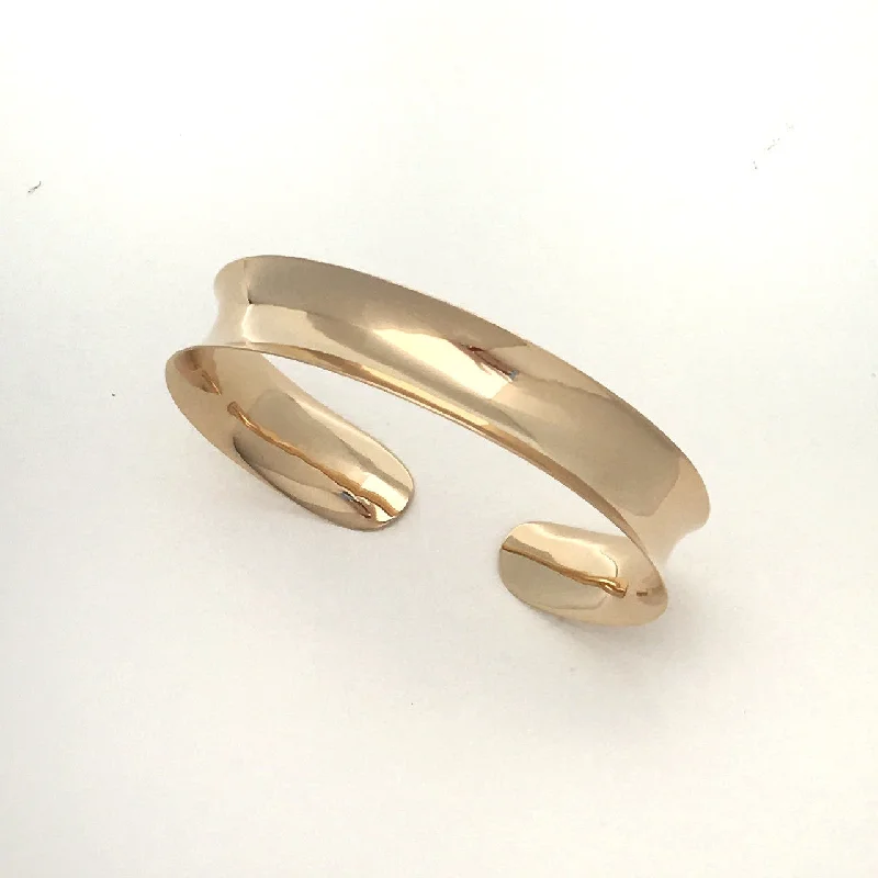 Channel: Gold Anticlastic Bracelet Wide